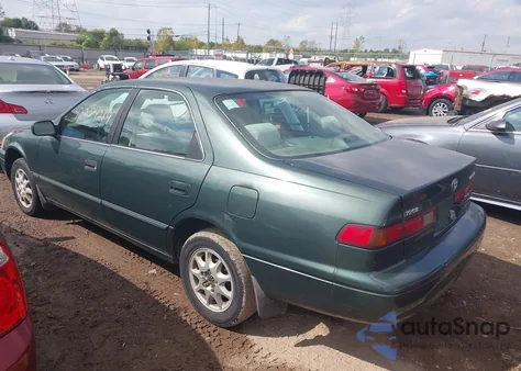 1999 Toyota Camry Ce from USA, damaged, VIN 4T1BG22K3XU510842